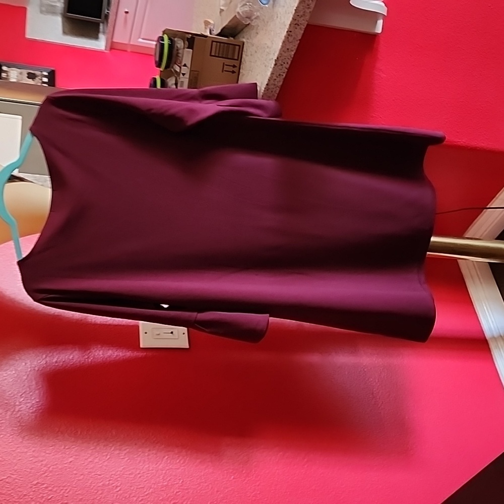 Women's dress - Picture 4 of 7
